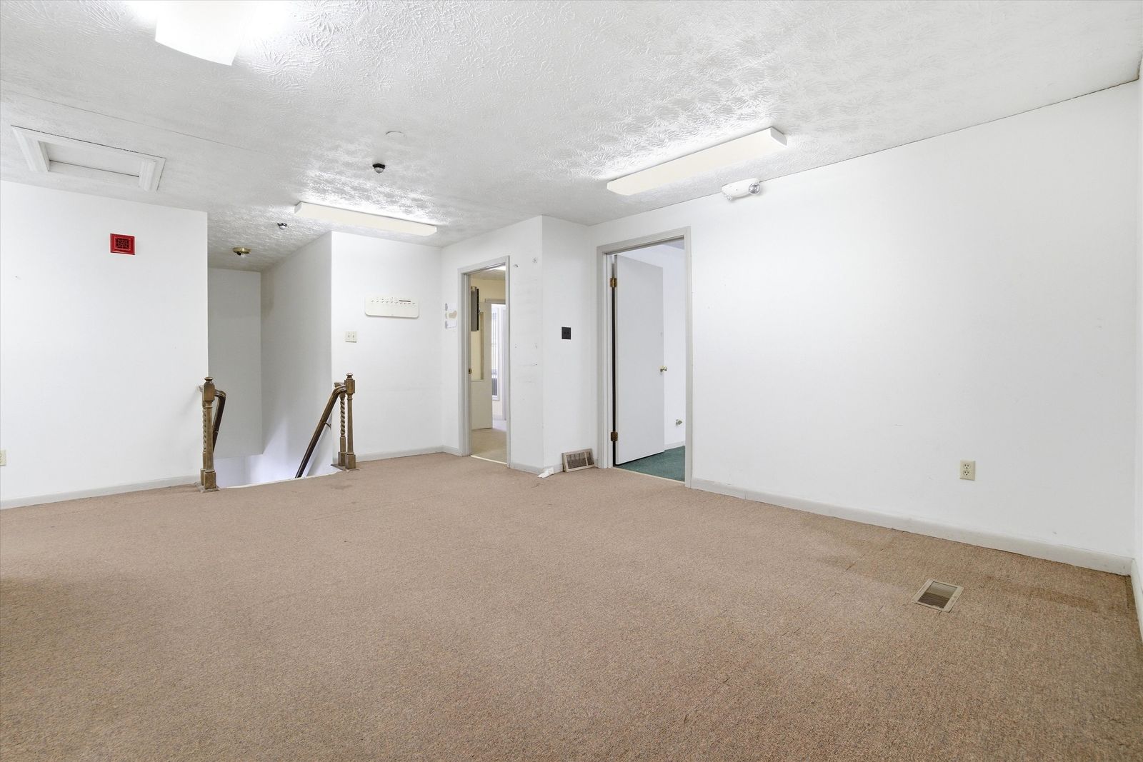 Photo 8 of 158 Greeley St 