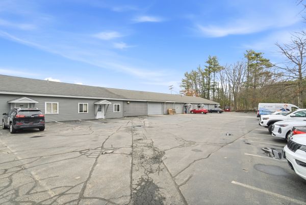 8 Chestnut Dr.