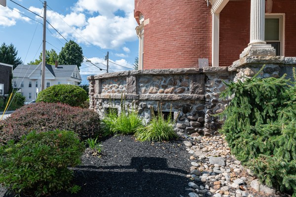 460 Main Street
