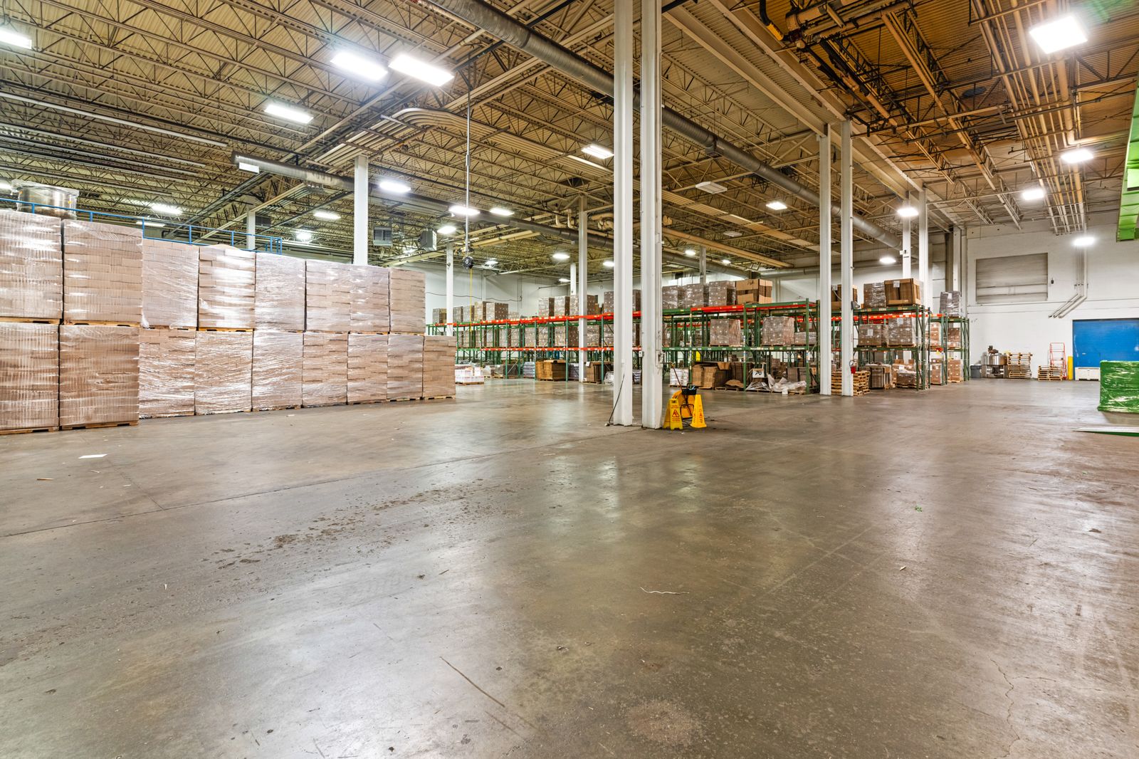 Photo 4 of Large Scale, High-Bay Warehouse