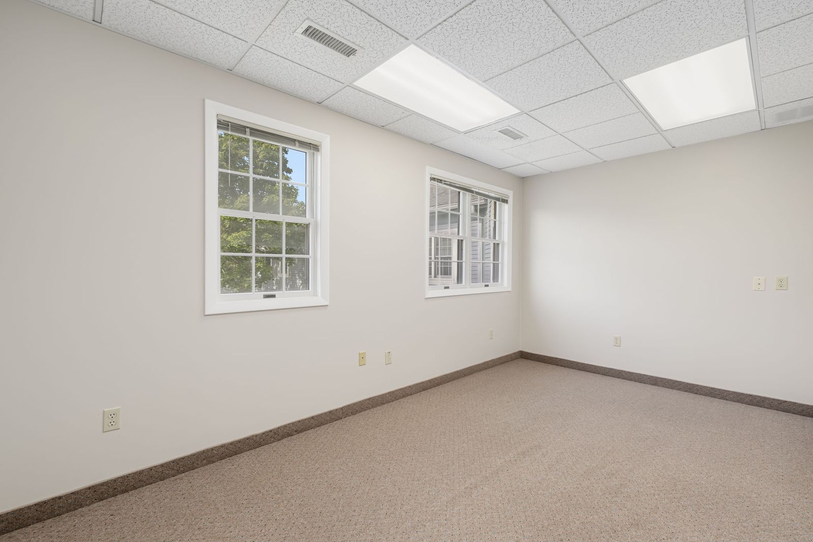 Photo 18 of Office Suite in Prime Location