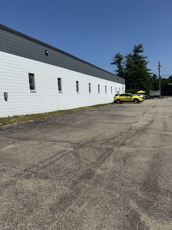 12 Continental Blvd, Merrimack, NH