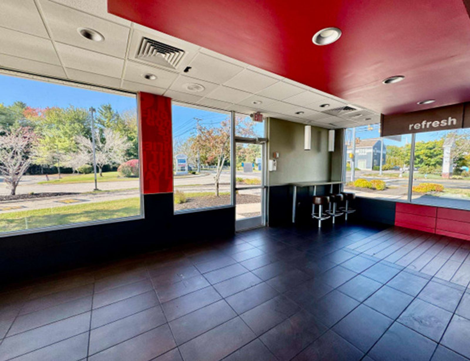 Photo 15 of 2 Post Office Square | Freestanding 2nd Generation Restaurant With Drive-Thru