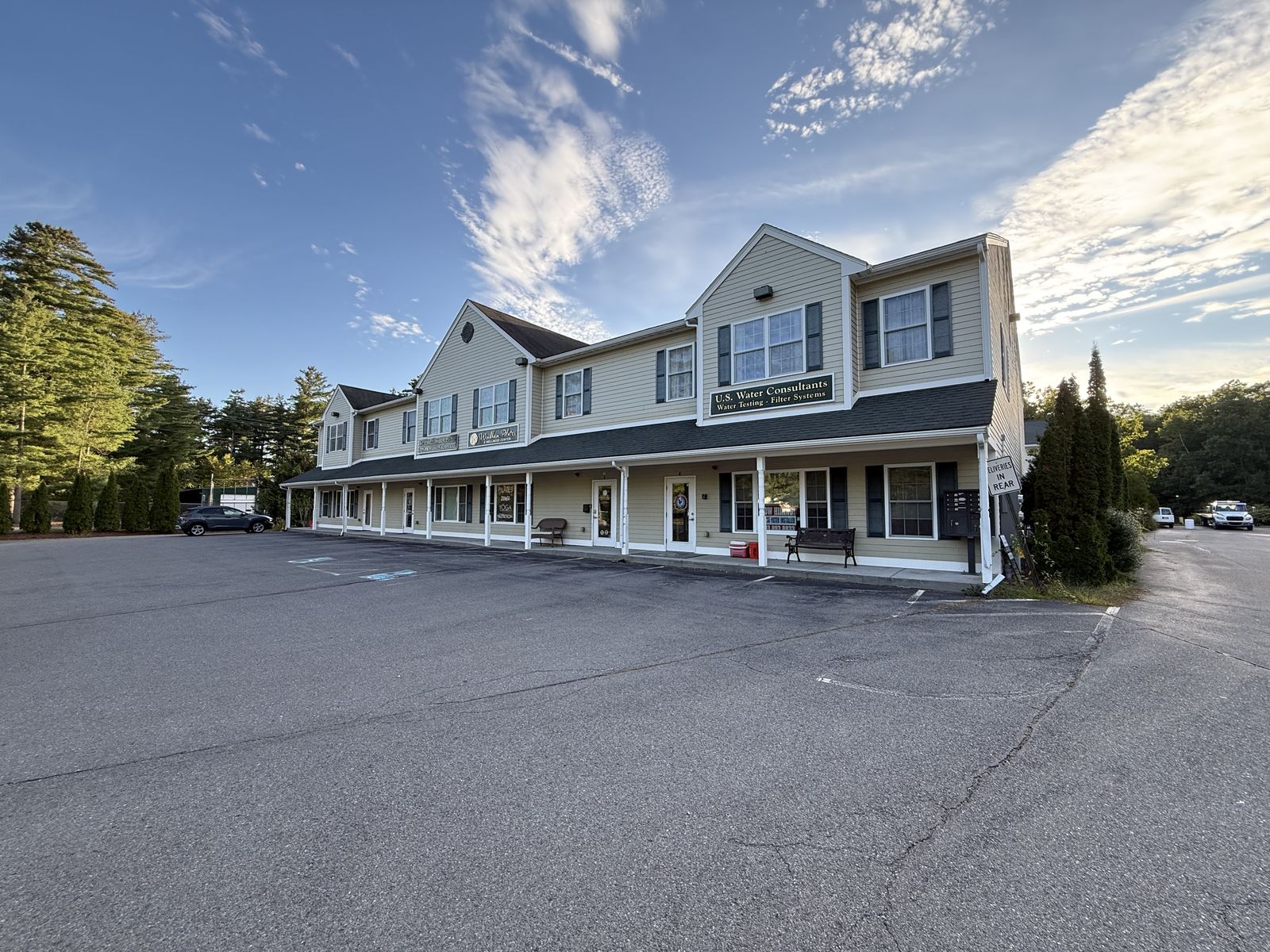 Photo 1 of Office/Warehouse 2715 sq/ft Windham, NH
