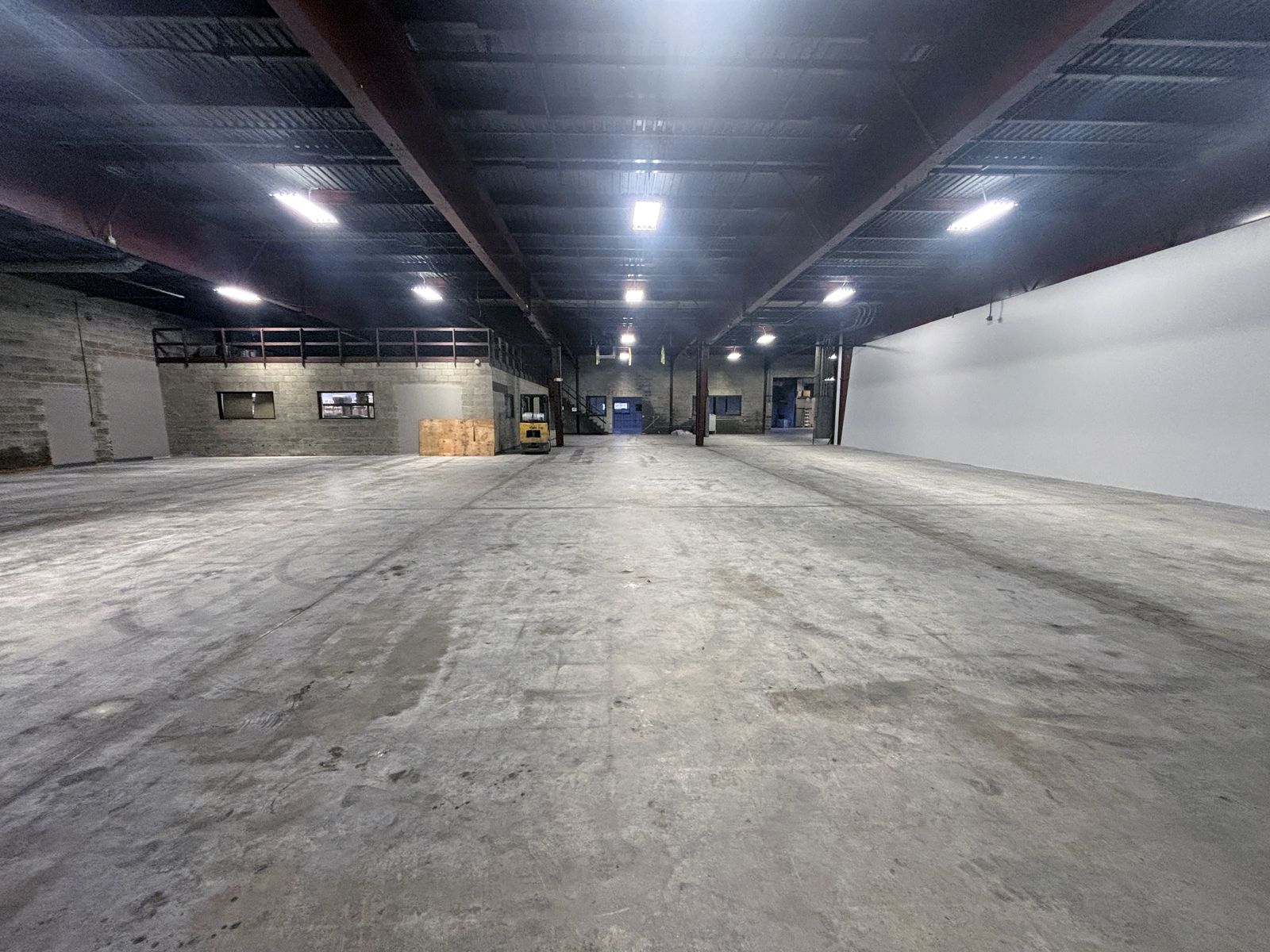 Photo 11 of 340 Commerce Way