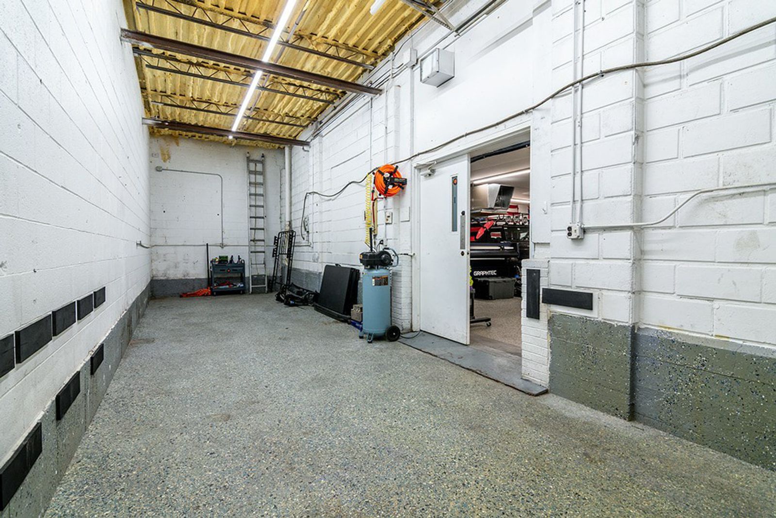 Photo 14 of Duke Street Garage