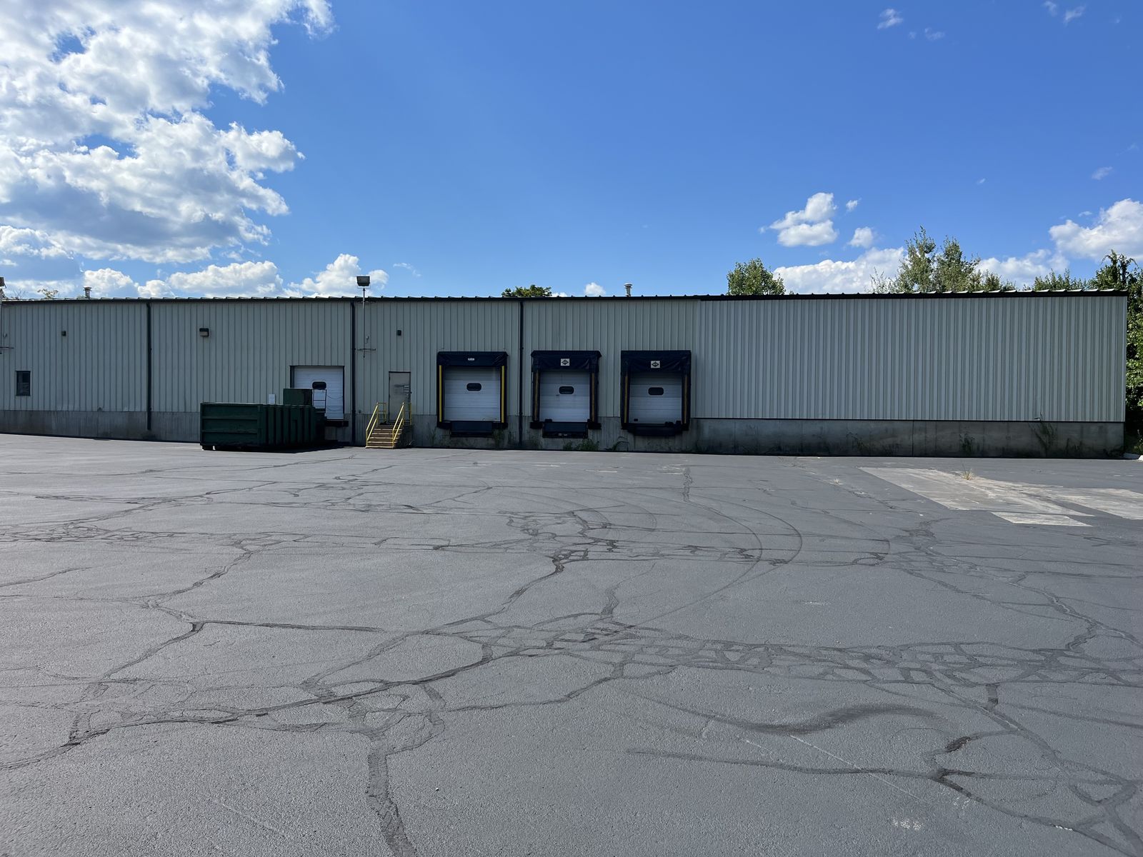 Photo 3 of Below-Market sublease - 30,250SF Industrial space