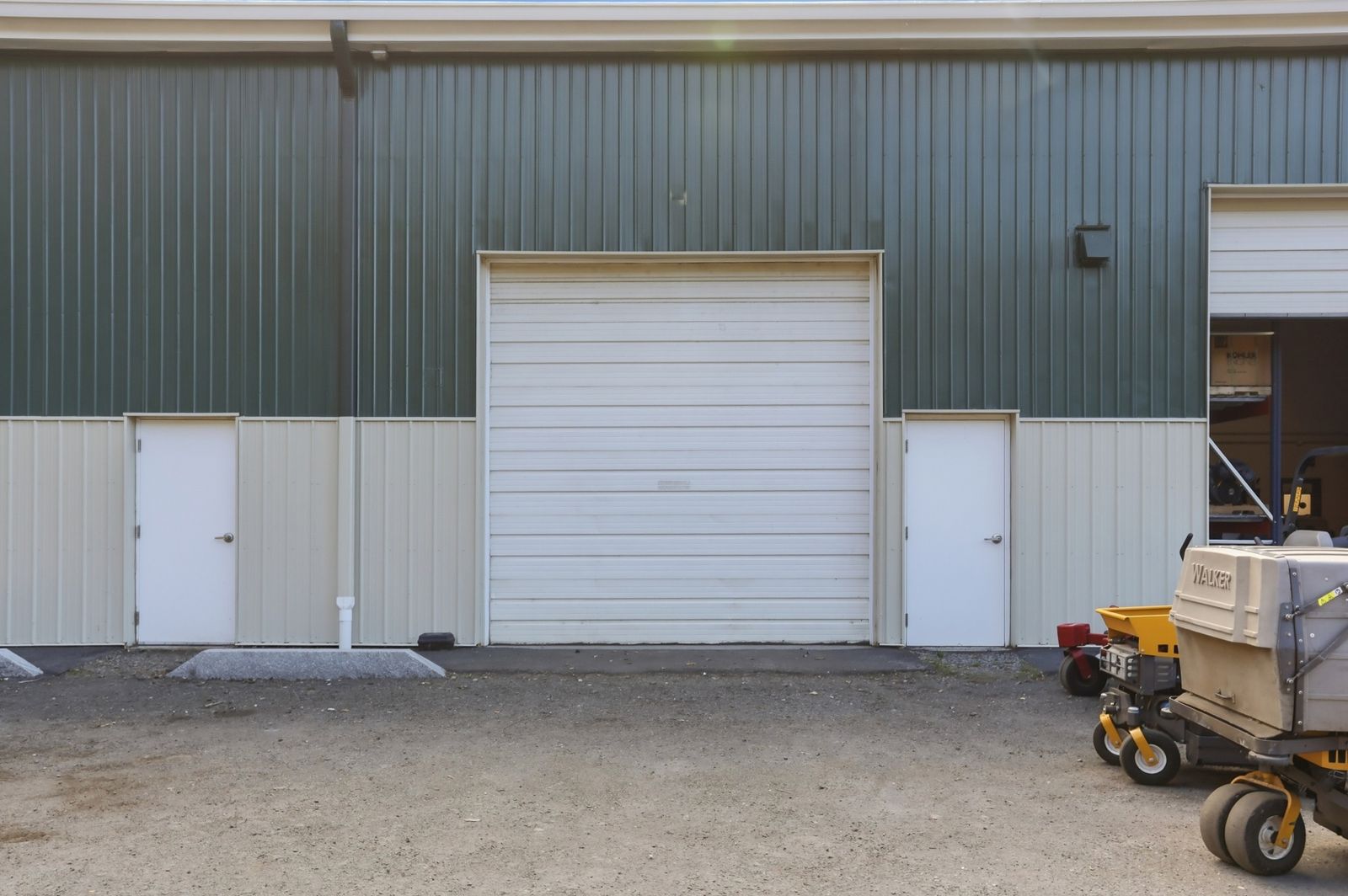 Photo 3 of 1,800sf Industrial/ Contractor Space for Lease in Rowley, MA