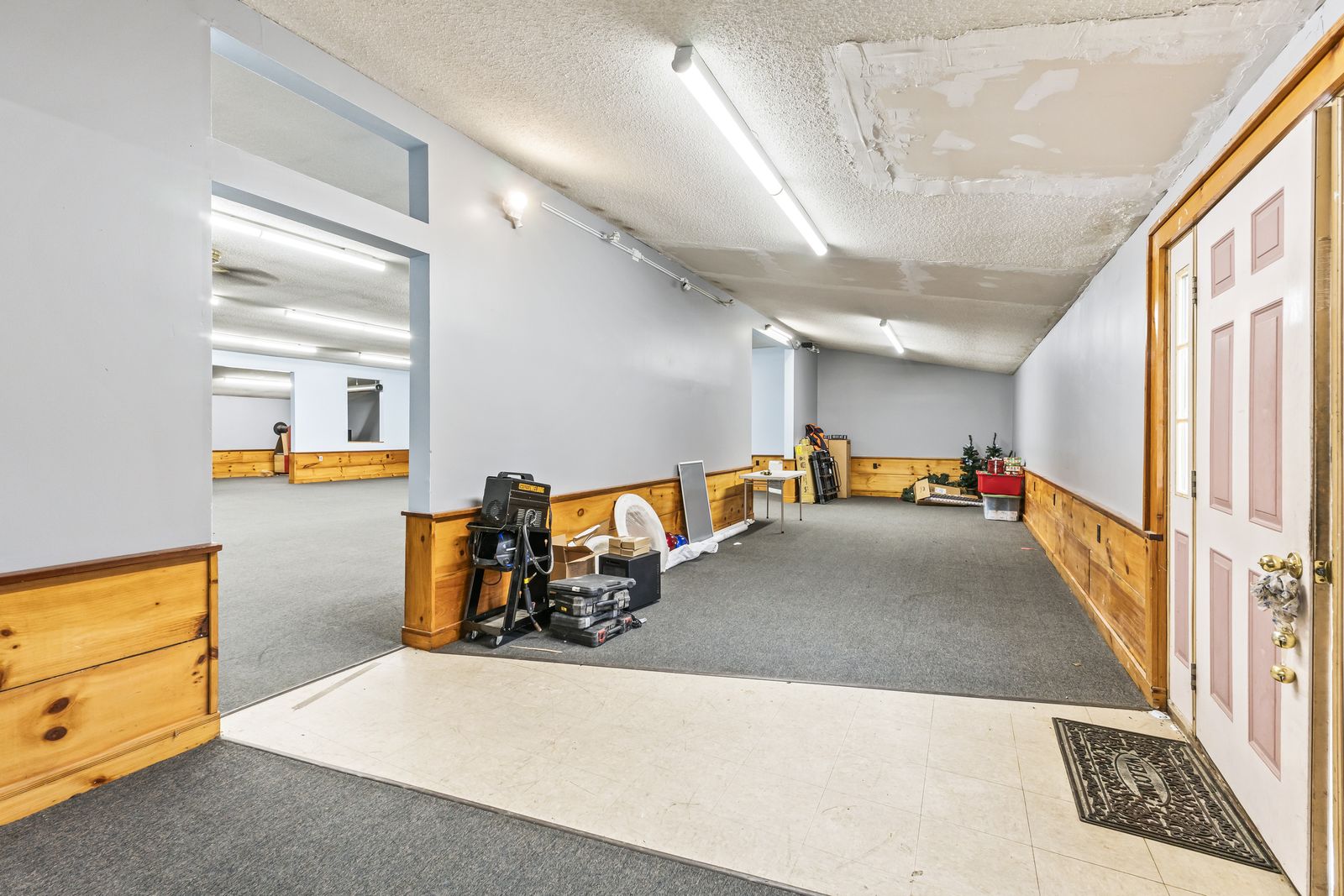 Photo 12 of 680 Maine Avenue, Farmingdale, ME, 04344