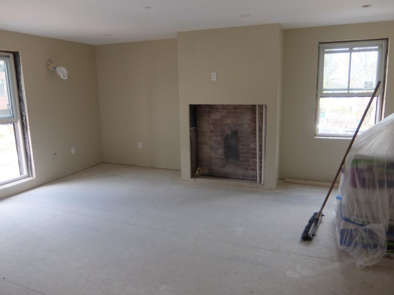 Photo 15 of 126 Danforth St