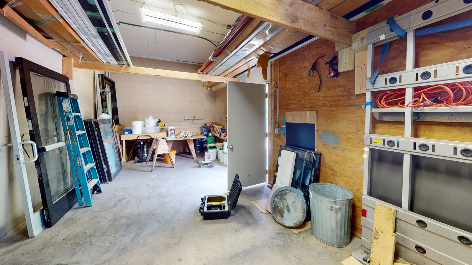 Photo 5 of 359 +/- SF Versatile Garage space available for lease- $750 per month