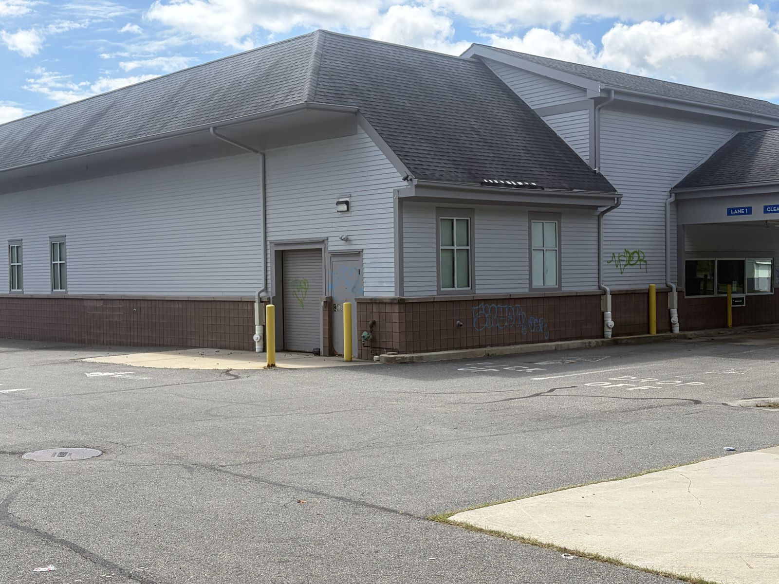 Photo 4 of Former Rite-Aid For Lease