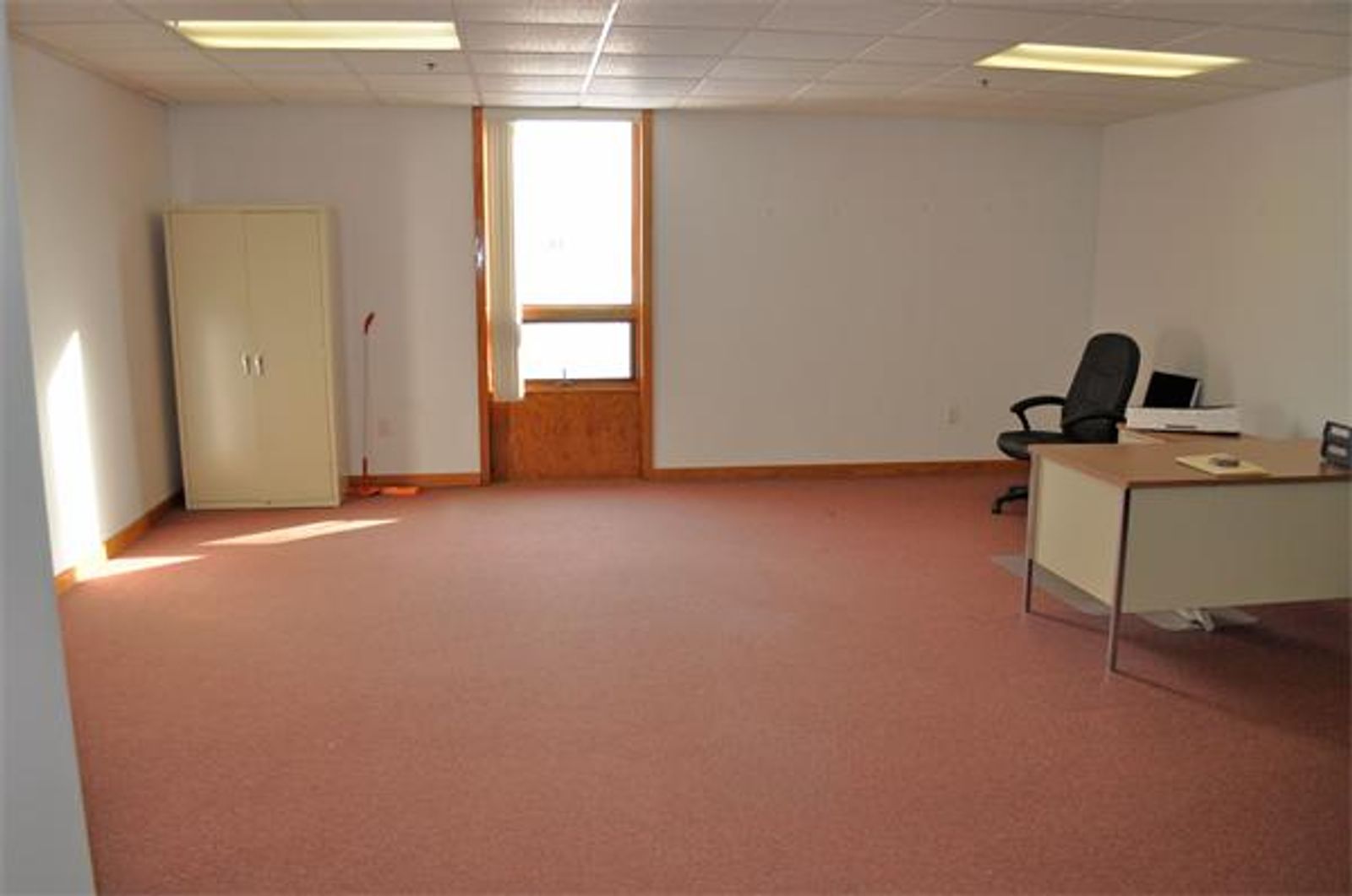 Photo 7 of Office Suite