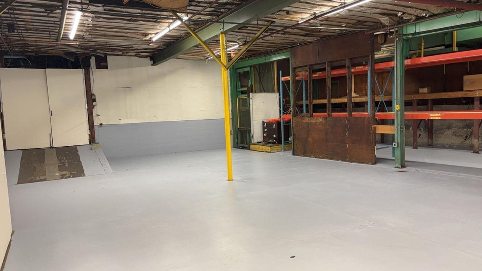 Photo 14 of 5985 Sq Ft of Warehousing Space