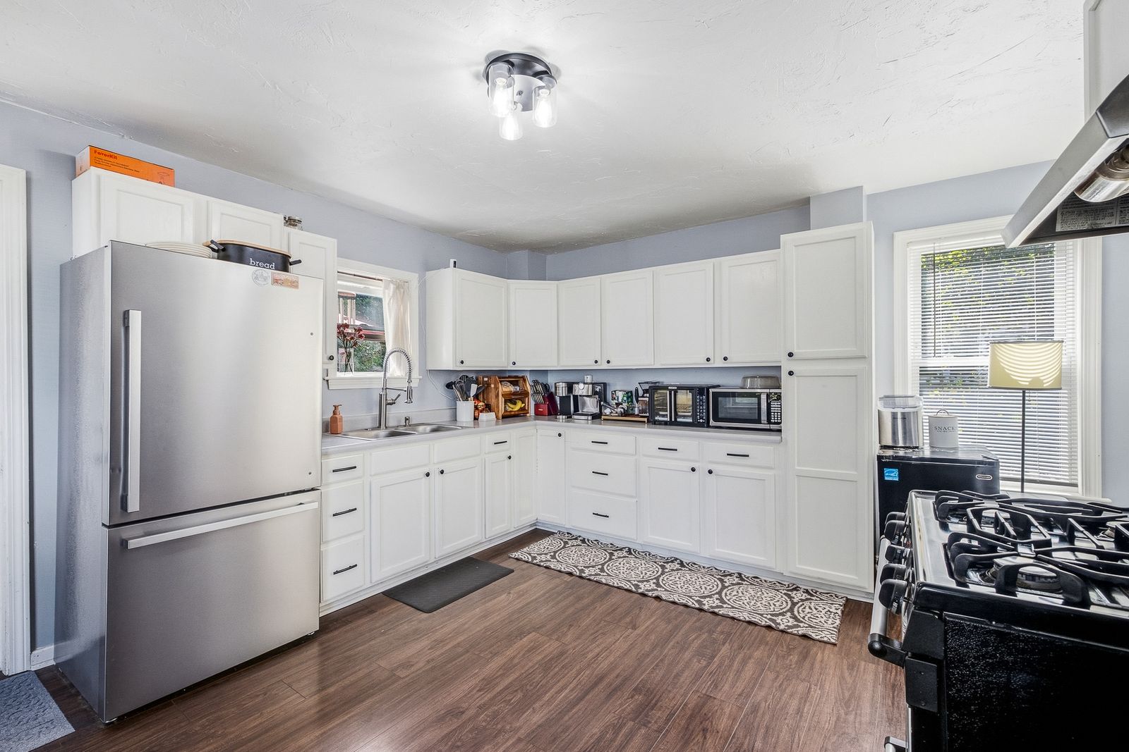 Photo 26 of Turnkey Triplex with a 9.26% Cap Rate!