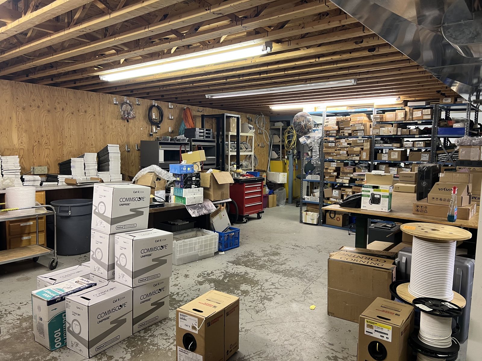 Photo 7 of Office/Warehouse For Sale