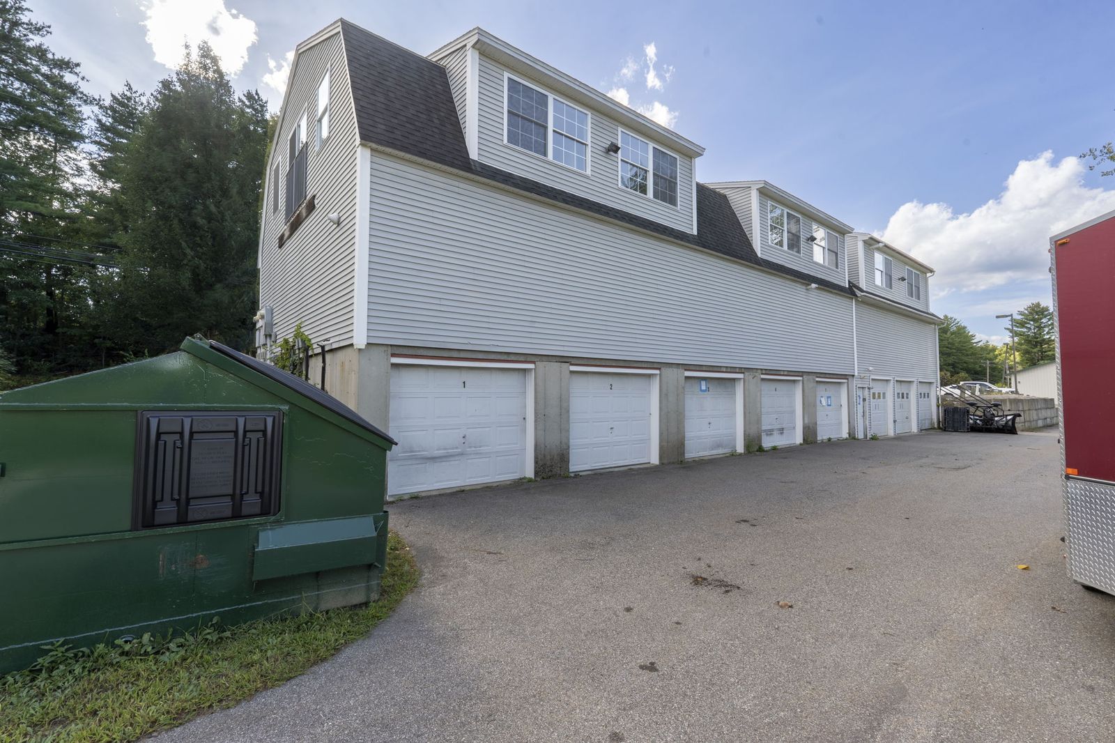 Photo 2 of PRIME ROUTE 3A OFFICE SPACE AND OPTIONAL GARAGE BAYS | HOOKSETT, NH
