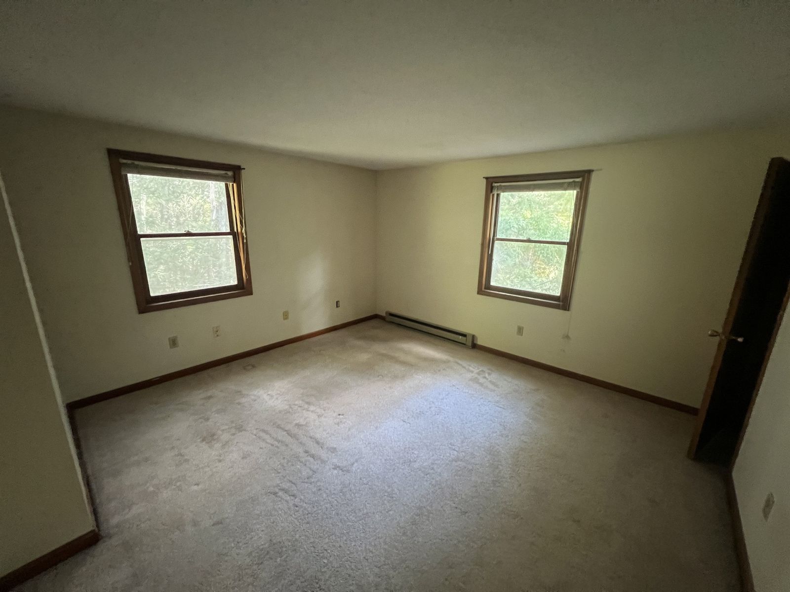 Photo 19 of 98 Wason Rd, Hudson, NH 03051