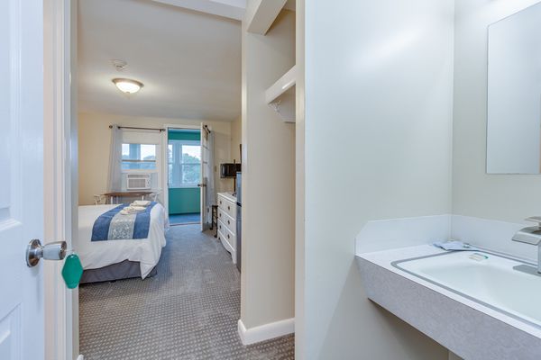 275 Jenness Pond Rd