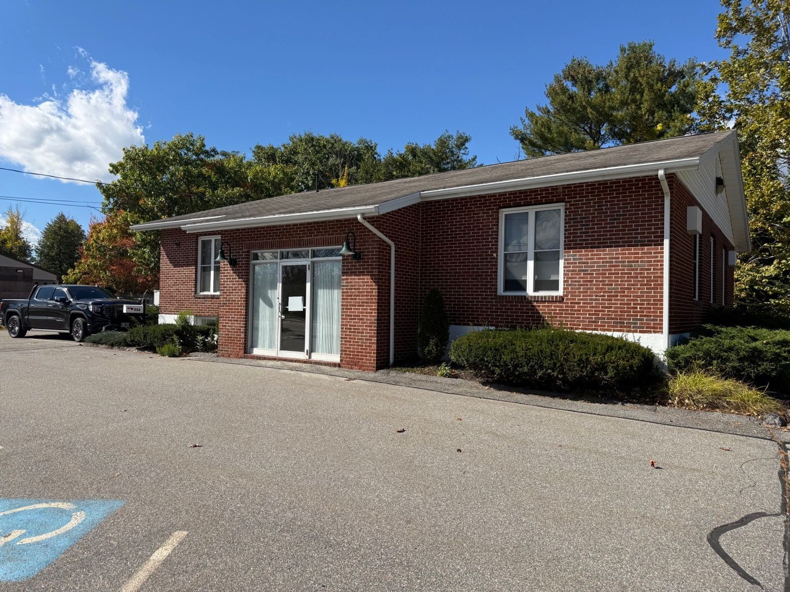 Photo 2 of For Sale: Office Building