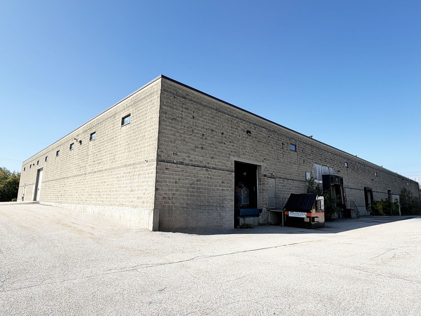 Photo 8 of For Lease | 27,919± SF