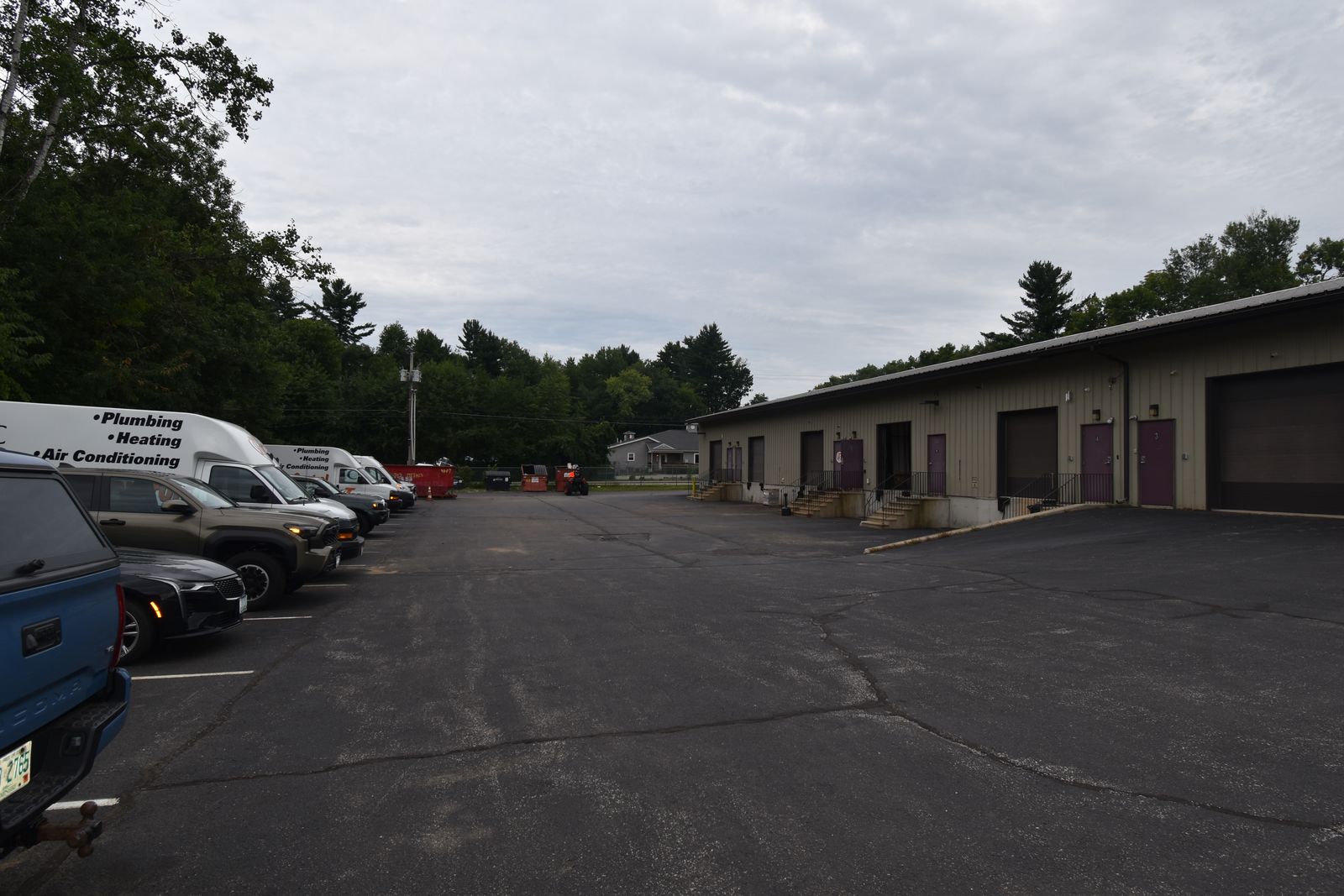 Photo 4 of 1,500 Industrial Unit for Lease