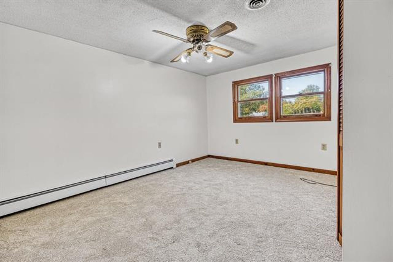 Photo 9 of Single Family with Detached 3-Unit Apartment Building!