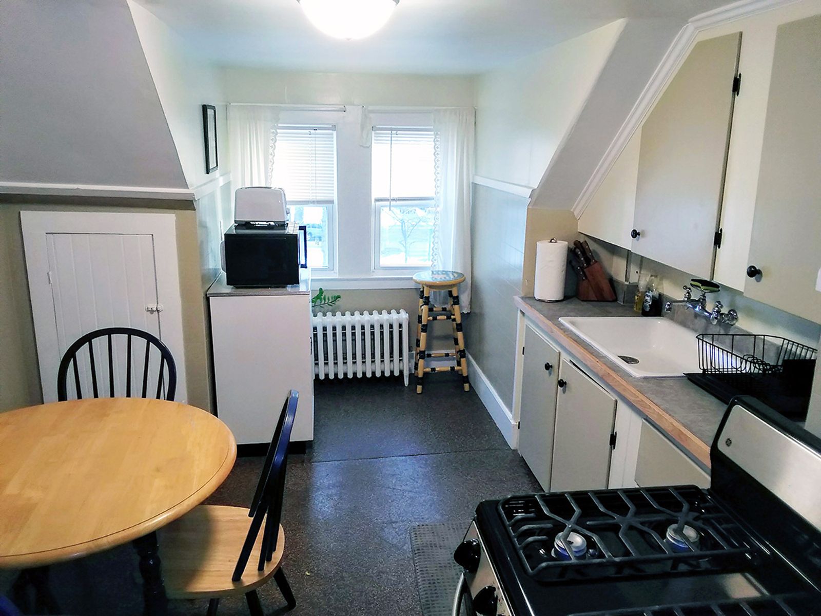 Photo 11 of 6-Unit Multifamily - 8 Spring Street