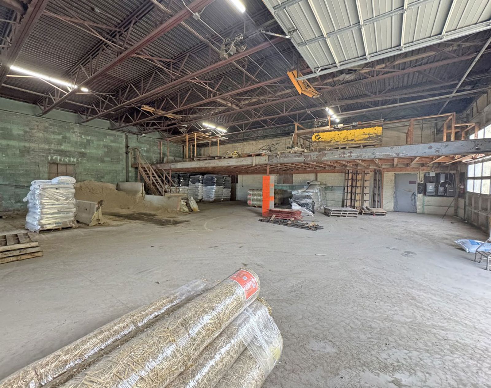 Photo 3 of 6,120 SF Industrial Building