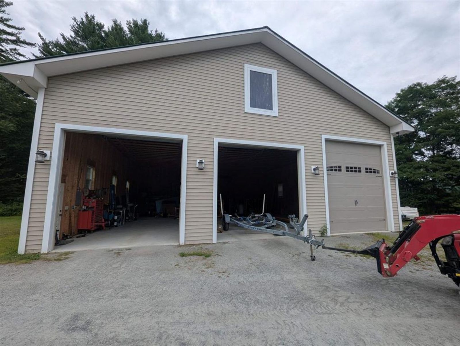 Photo 13 of 225 Missing Link Rd