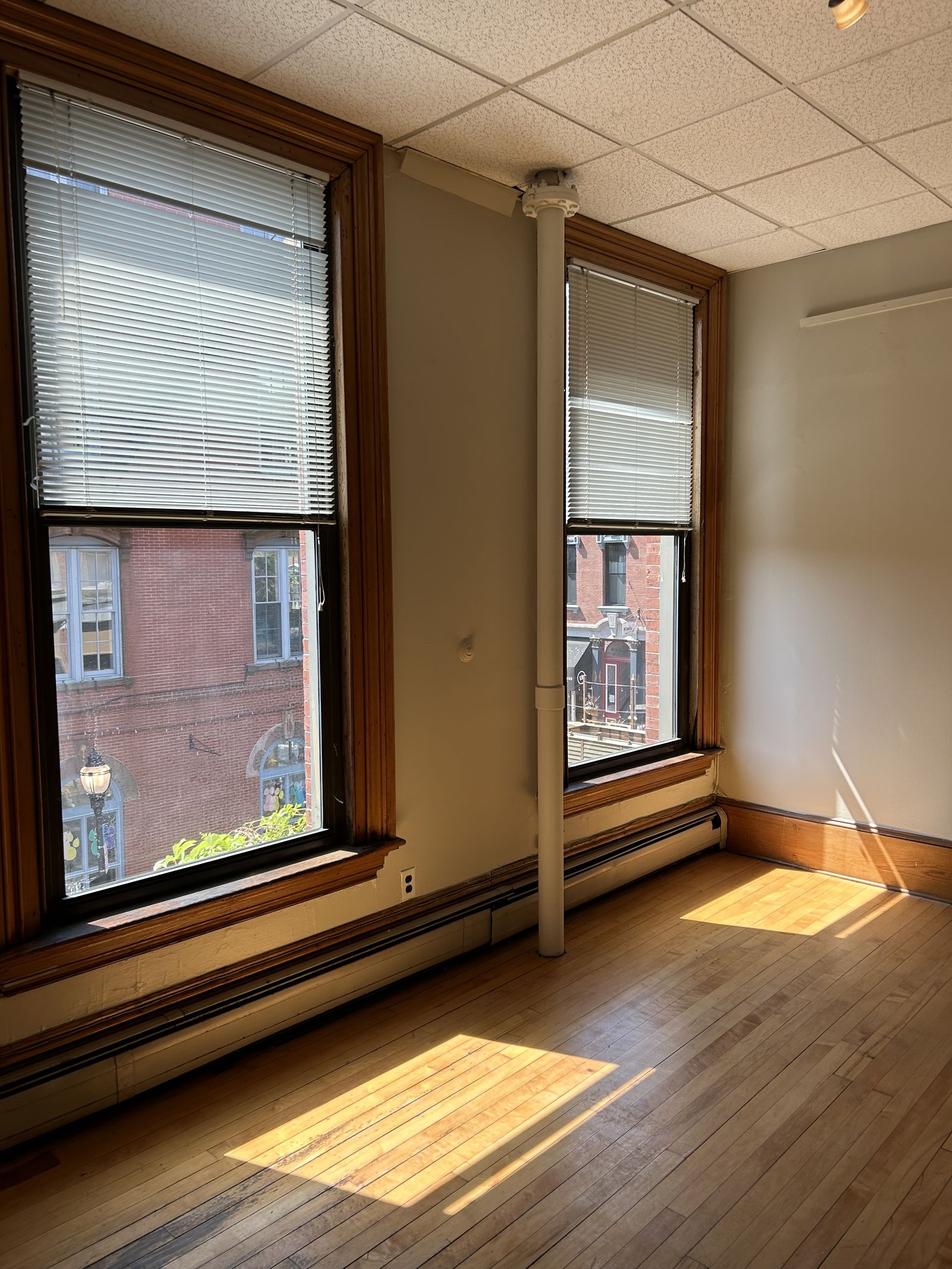 Photo 2 of 29 Exchange Street