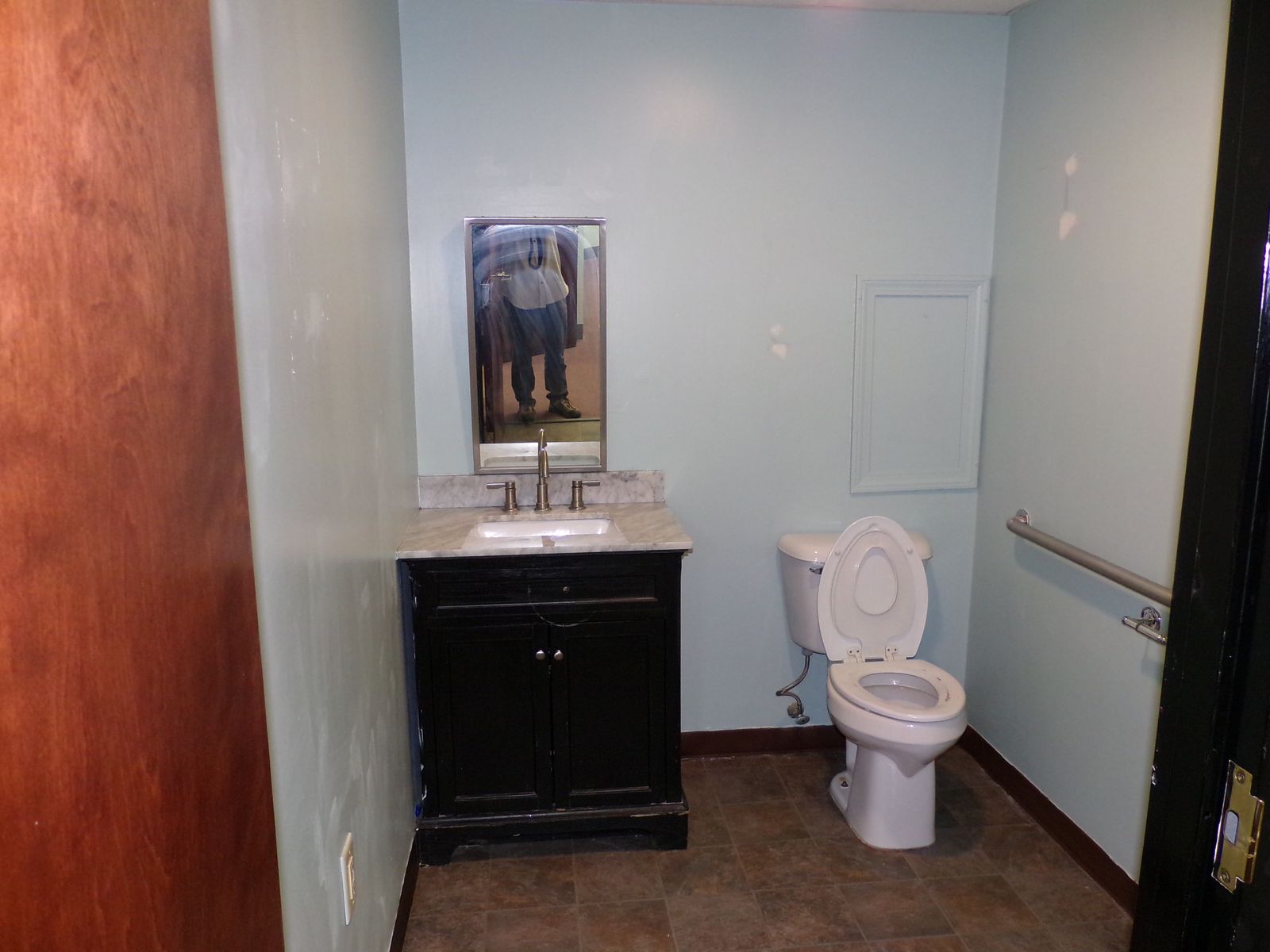 Photo 8 of 401 Gilford Ave