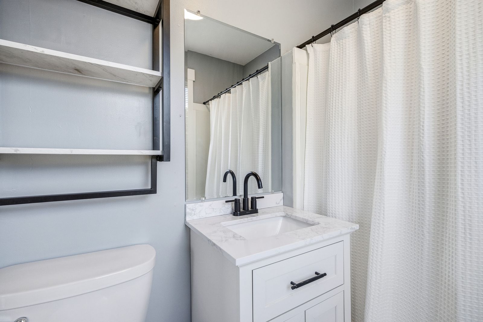 Photo 13 of Turnkey Triplex with a 9.26% Cap Rate!