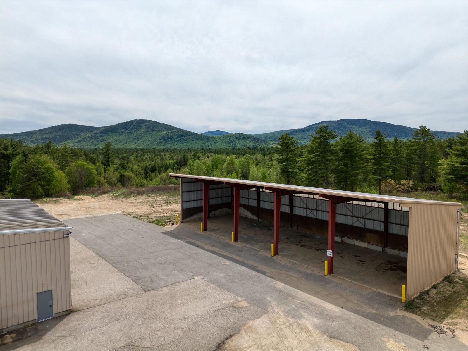 Photo 15 of 3 14' Heated Garage Bays, 5-Bay Steel Lean-to, w/Office