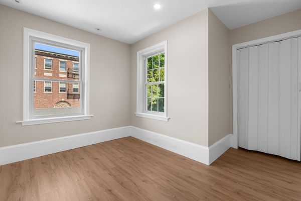 6 Windsor Street