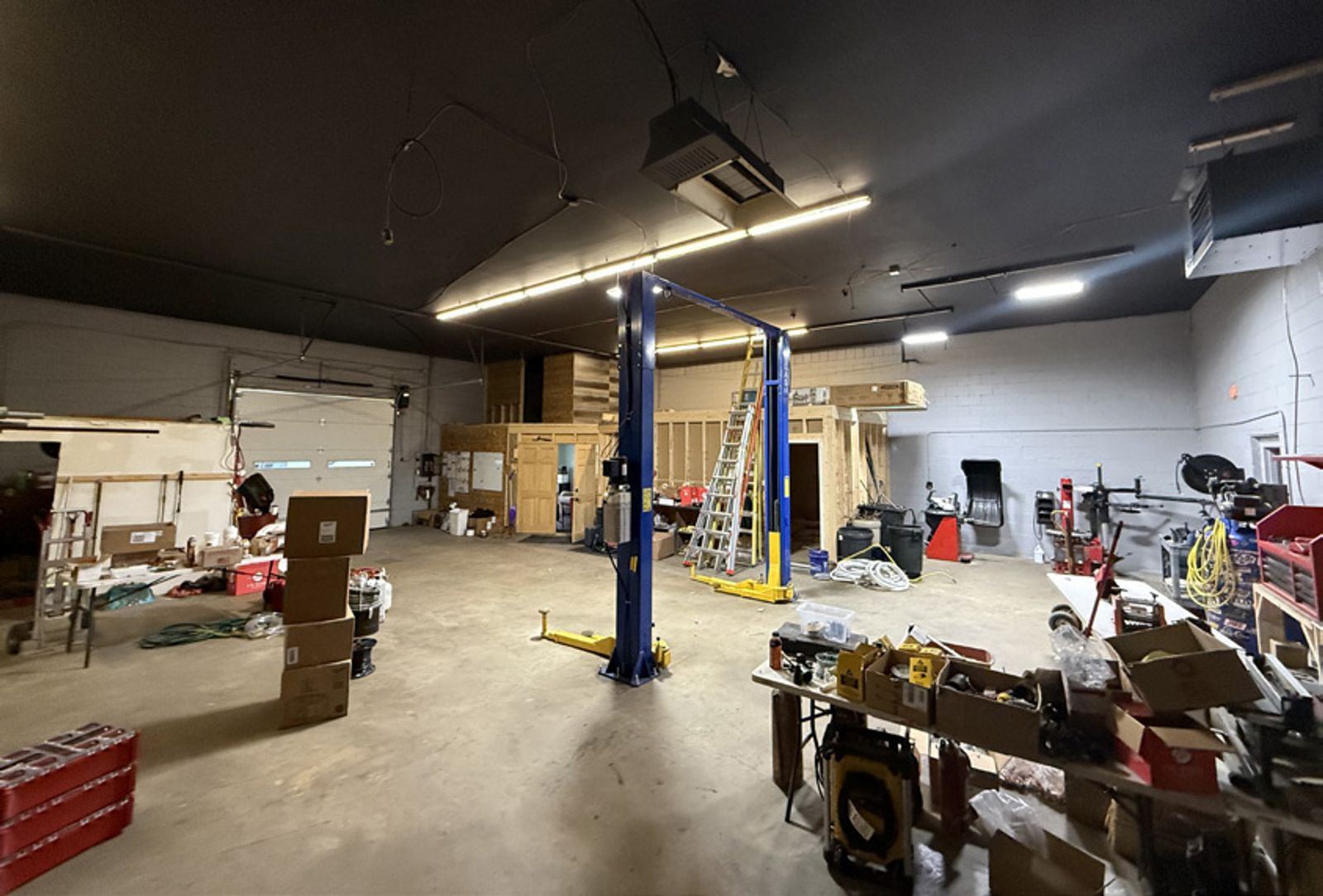 Photo 5 of Industrial Units For Lease