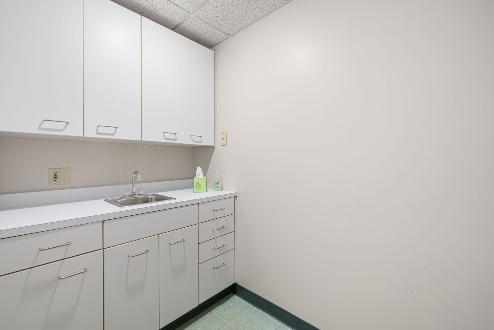 Photo 31 of Office Suite in Prime Location