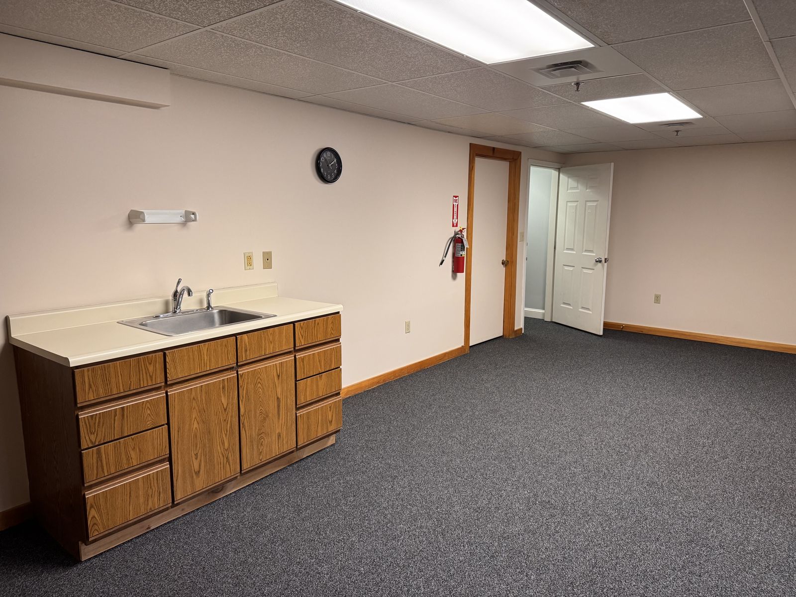 Photo 5 of FOR LEASE: PROFESSIONAL OFFICE SUITE