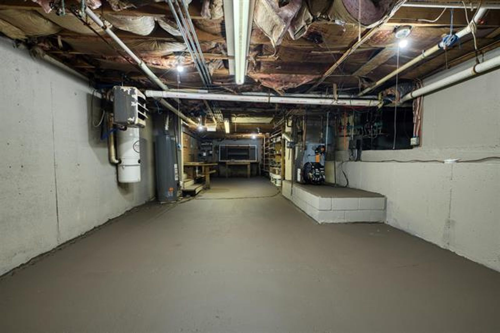 Photo 50 of Single Family with Detached 3-Unit Apartment Building!