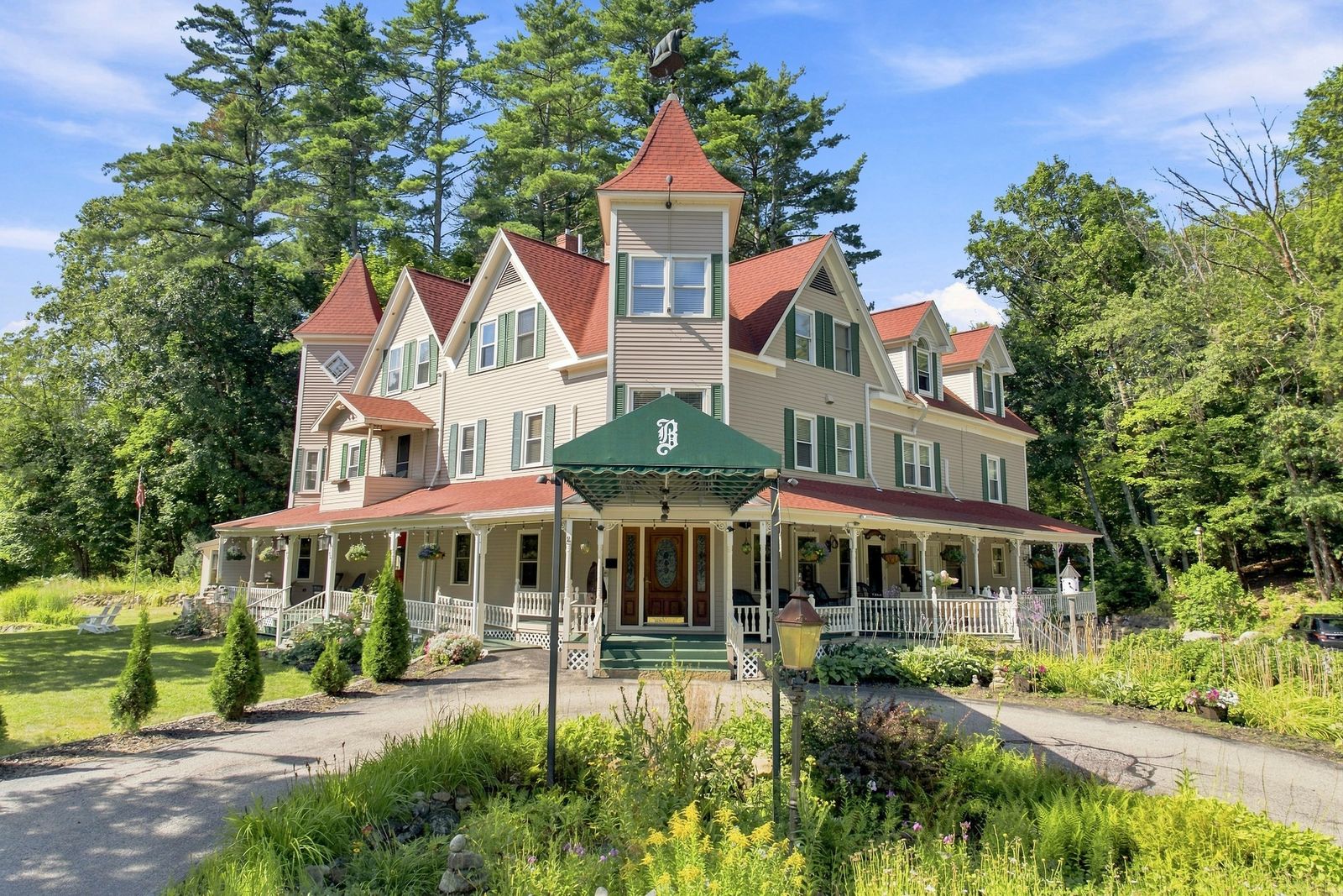 Photo 1 of  The Bernerhof Inn FOR SALE