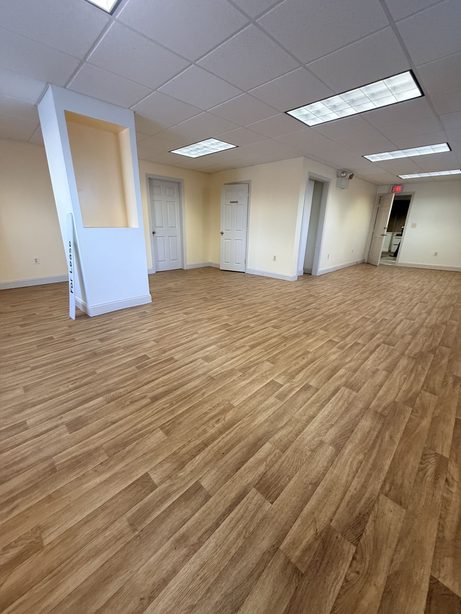 Photo 8 of 770± SF Retail/Office Space with Excellent Visibility | Heat included