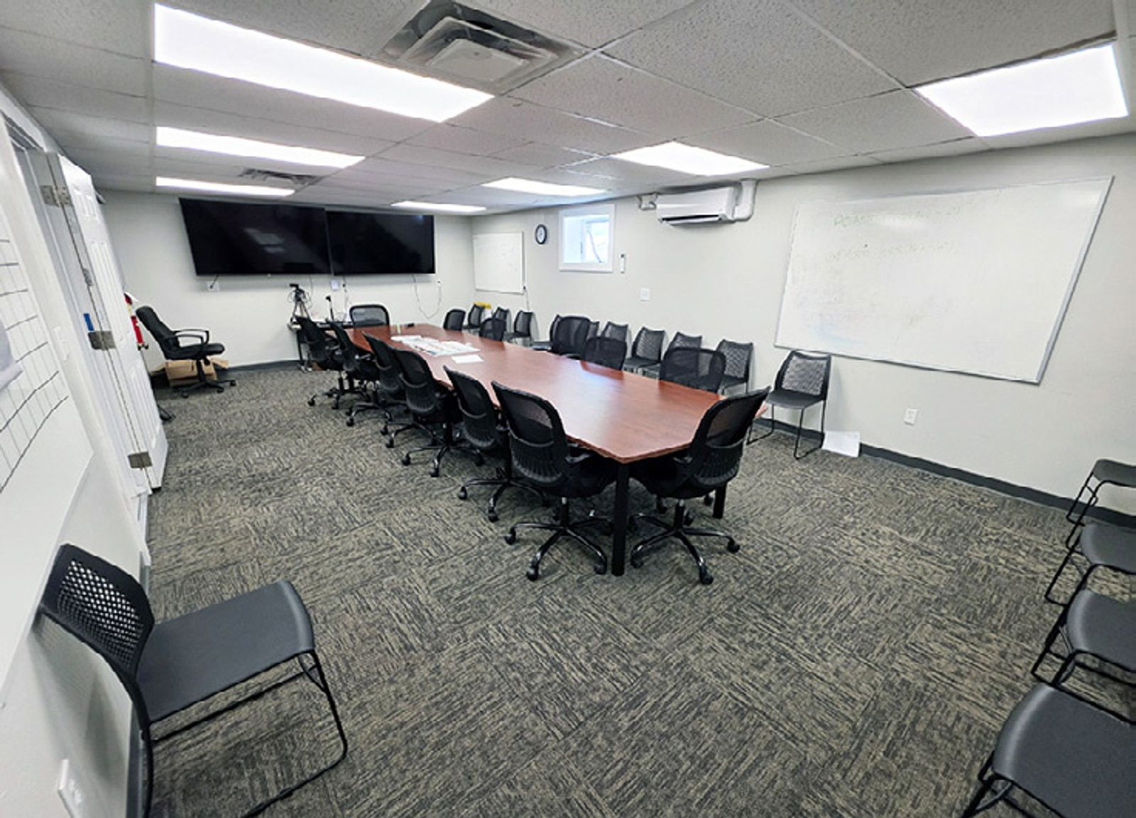 Photo 8 of Flex Industrial Building For Sale/Lease