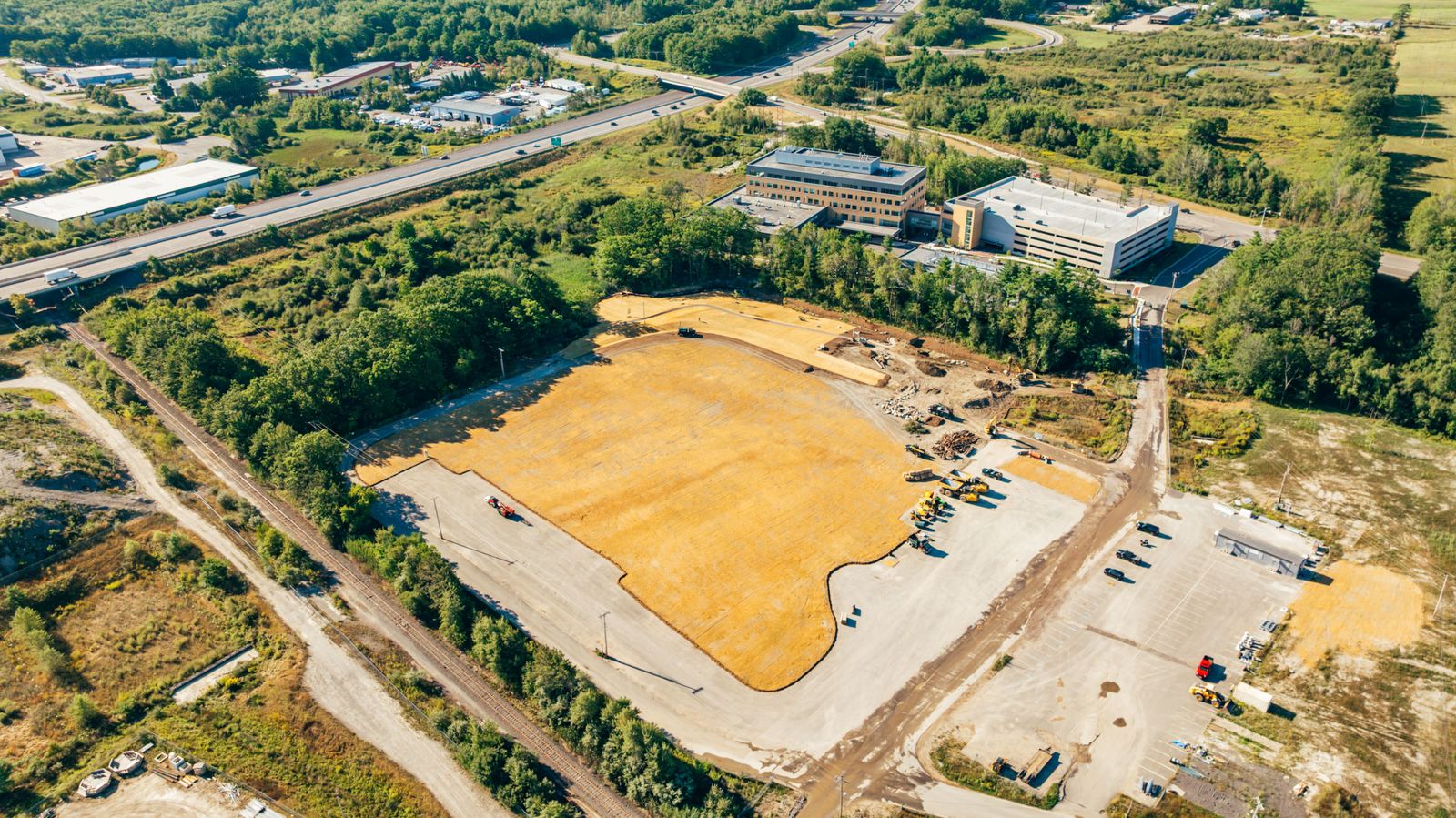 Photo 2 of 100 Quarry Drive