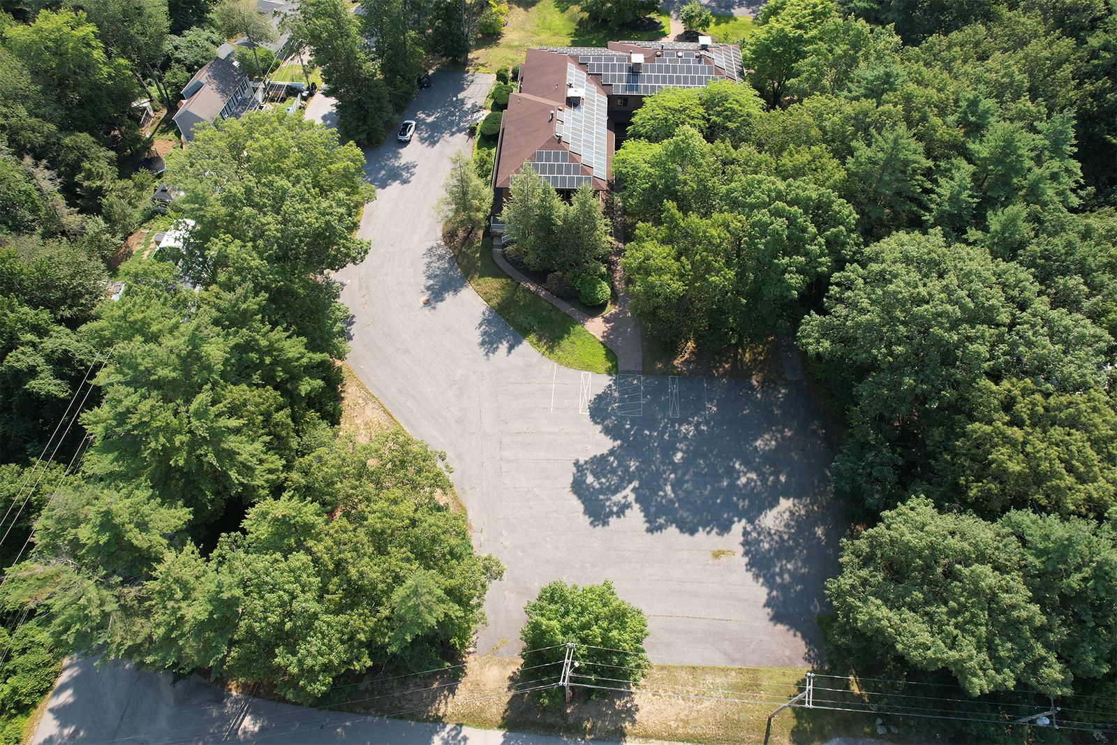 Photo 4 of 135 Folly Mill Rd, Seabrook, NH 03874