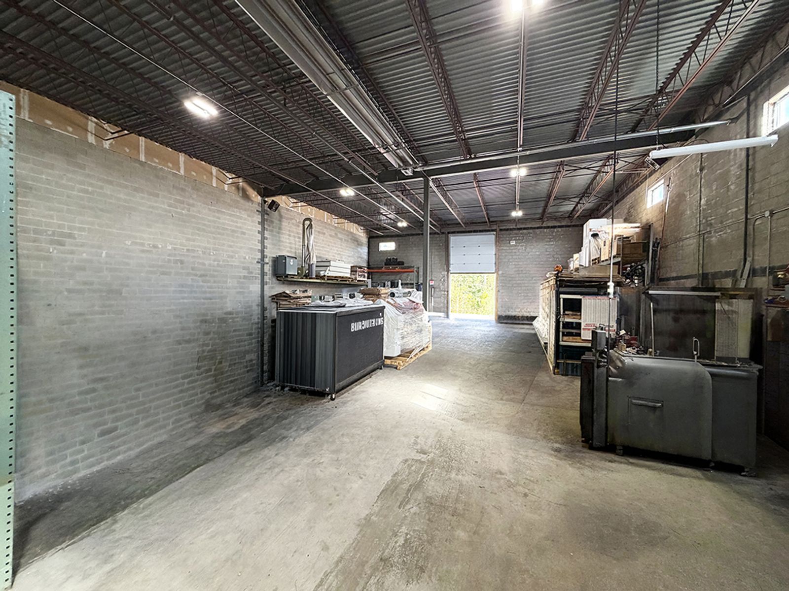 Photo 11 of For Lease | 27,919± SF