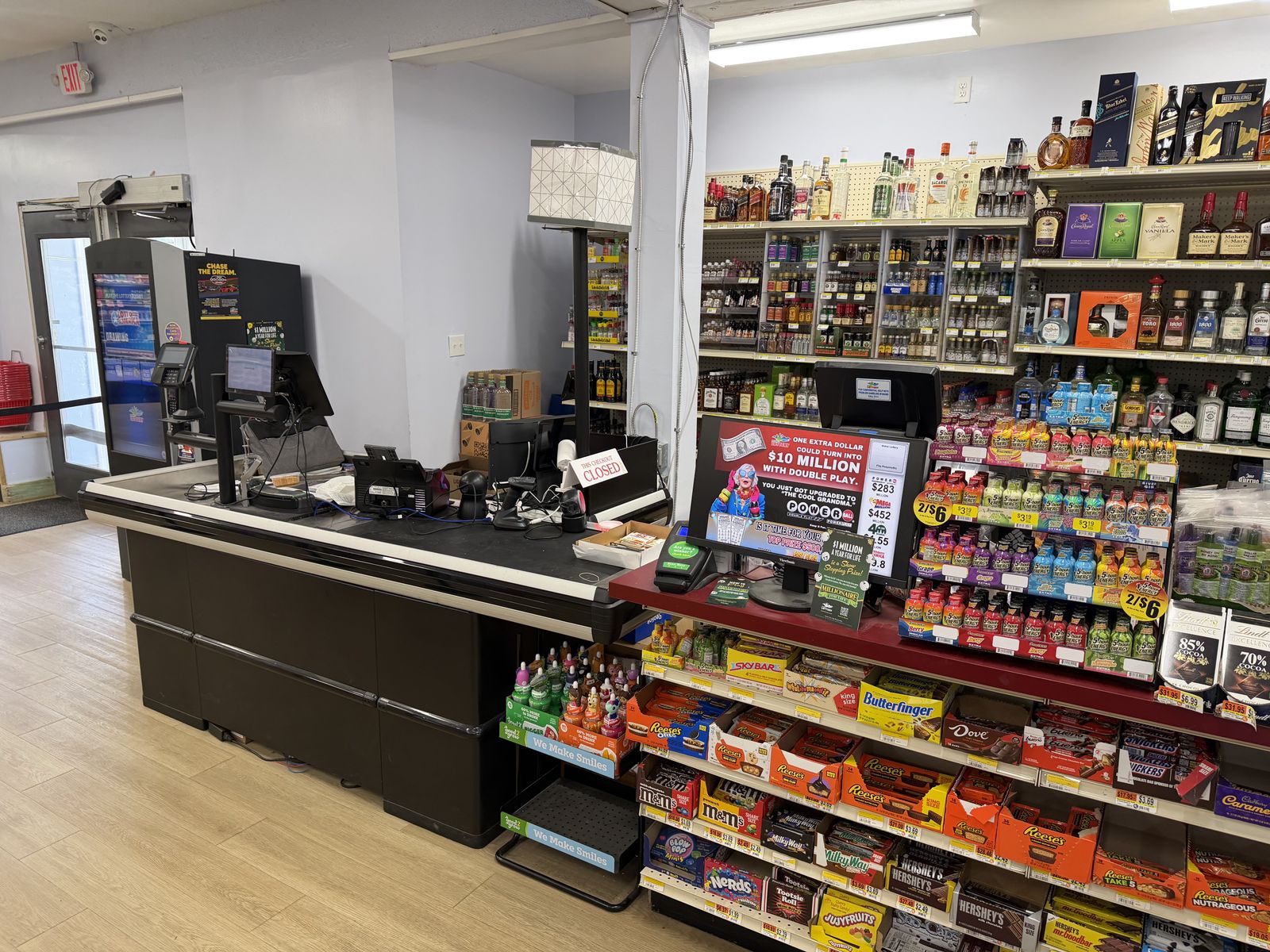 Photo 8 of Grocery Store 