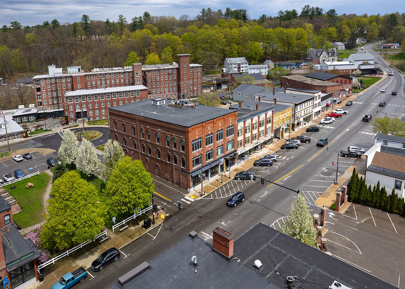 Photo 6 of 410 Central Street, Franklin, NH 03235