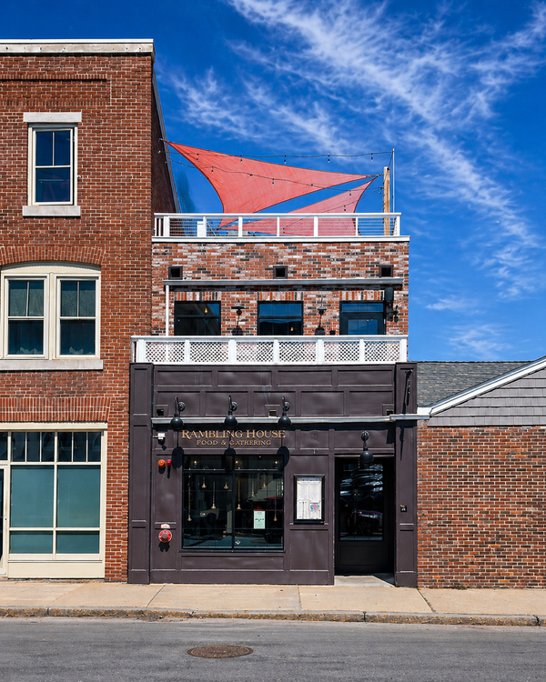 Impeccably Renovated & Fully Equipped Restaurant