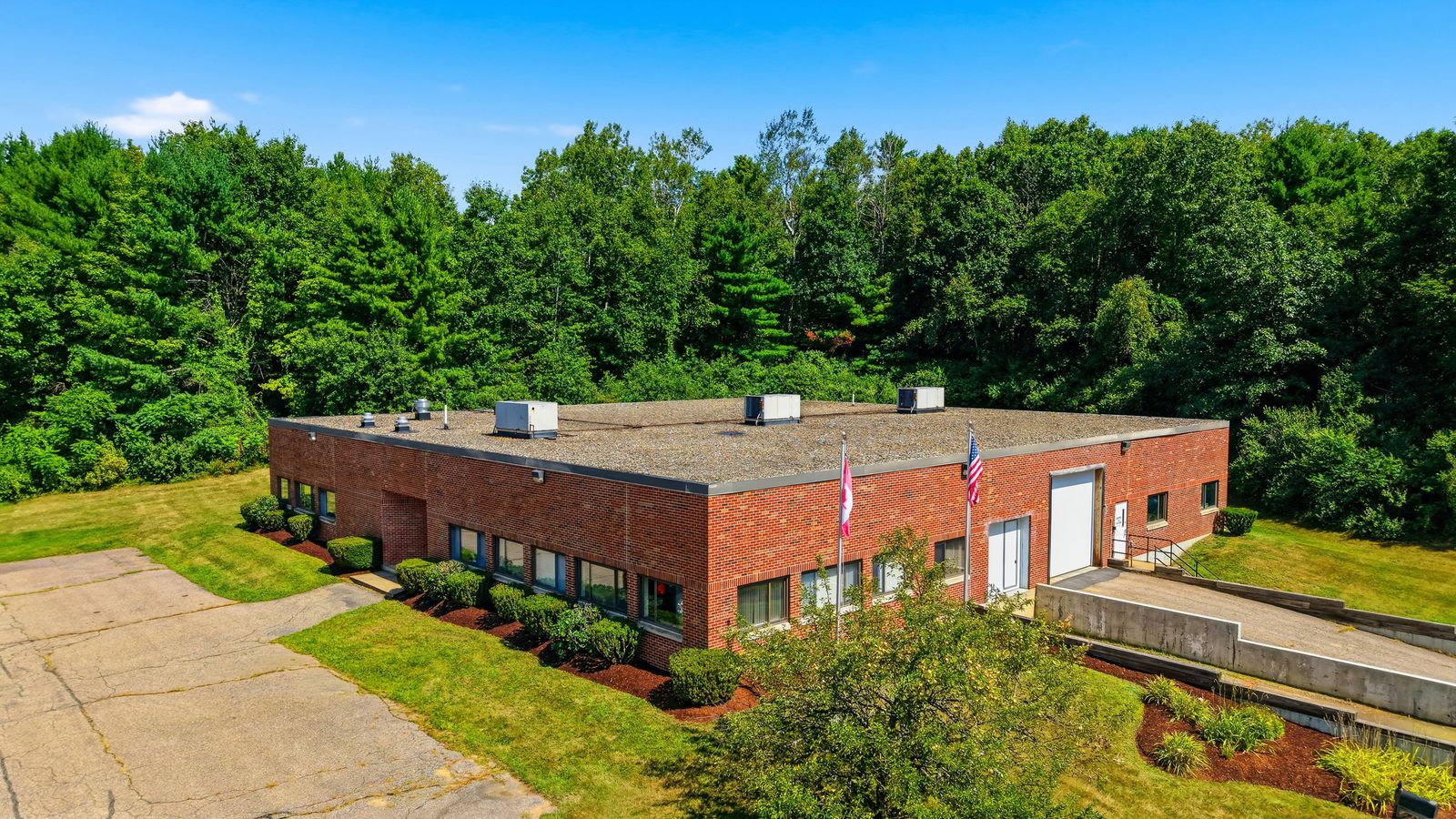Photo 2 of ±9,955 SF Flex/Industrial Building – 1 Mile from I-93