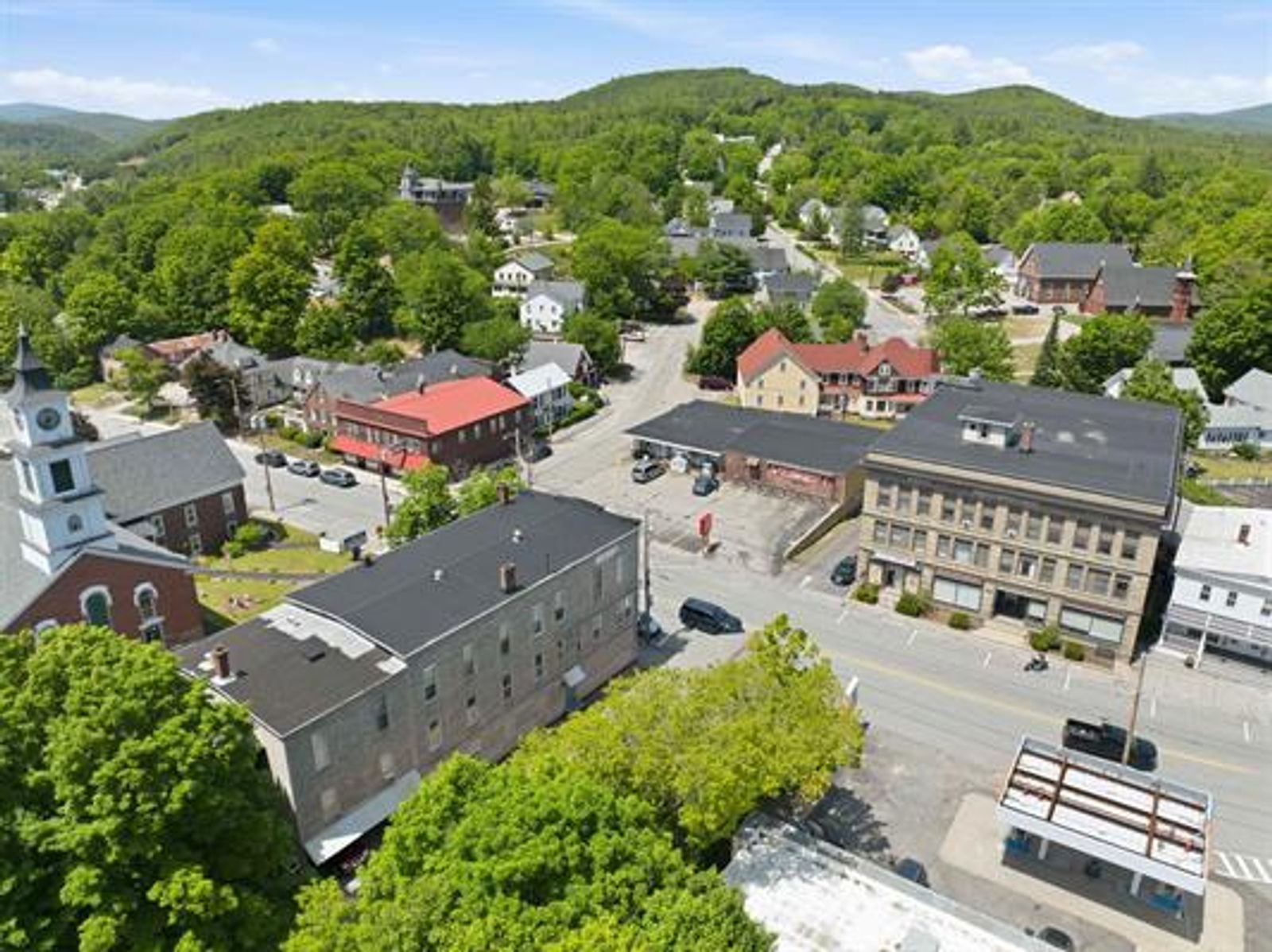 Photo 83 of 47 Main Street